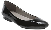 Me Too 'Olyvia' Pointy Toe Flat Me Too 'Olyvia' Pointy Toe Flat