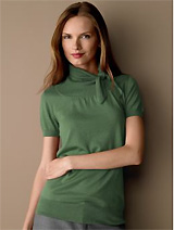 Short-sleeve tie-neck top