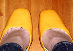 toes2.jpg